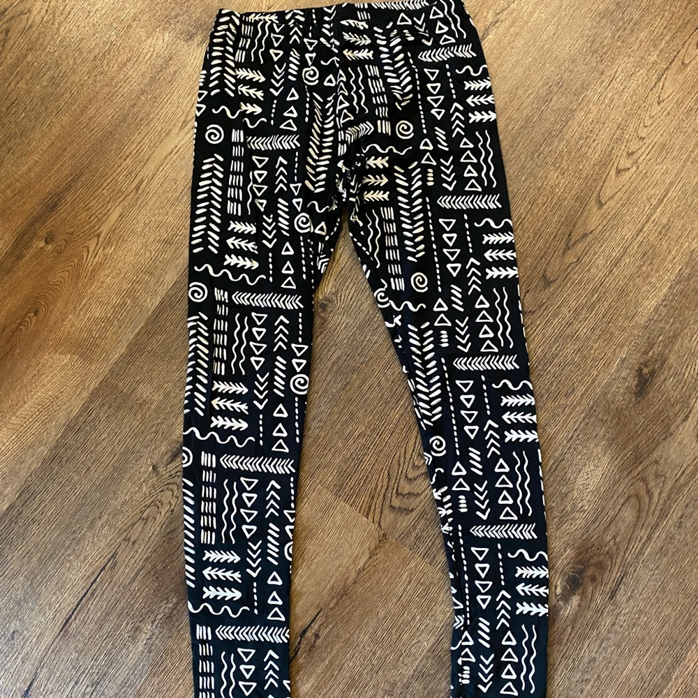 Mossimo Boho Style Leggings-Size Medium